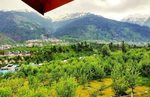 Manali House | G Villas- Luxurious Cottage with beautiful mountain view 7