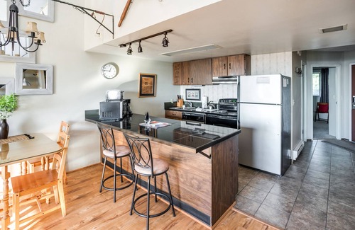 Gearhart Condo | G699 1 Bedroom with Loft Top floor No cleaning fees