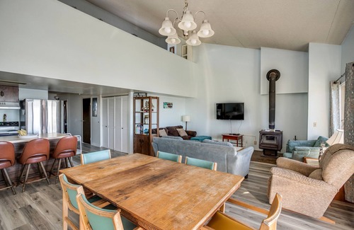 Gearhart Condo | G736 5th Floor 2.5 Bedroom PET FRIENDLY, No cleaning fees
