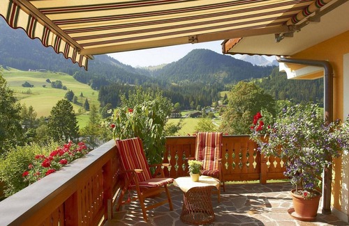 Sankt Martin am Tennengebirge Apartment | Gable apartment /3 bedrooms /shower, WC - Haus Elisabeth