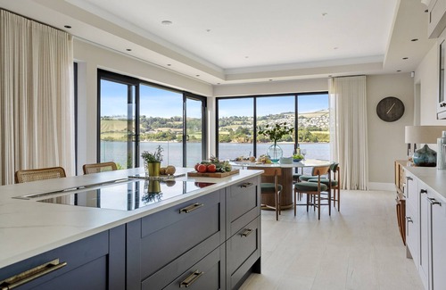 Combeinteignhead Ski Chalet | Gable View - Luxury Riverside Sanctuary