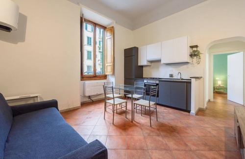 Isolotto Apartment | Gaddi apartment in Florence by Mmega