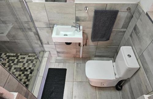 Greater Tubatse House | Gae Ga Monare Guest House