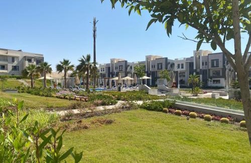Shurtah al-Dakhlah Ski Chalet | Gaia ras el hekma ground 3 beds