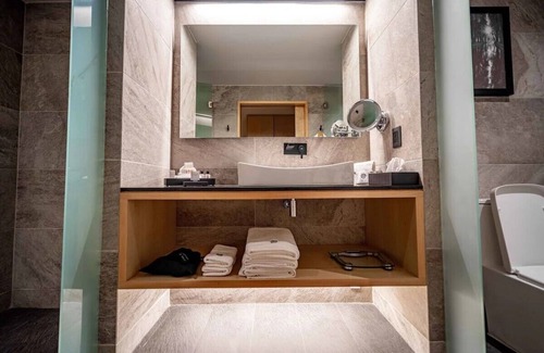 San Jeronimo Lidice Hotel | Galeria Plaza San Jeronimo - Junior Suite, 1 King Bed