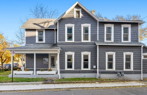 Short North House | Galla House On High Street! FREE Parking!