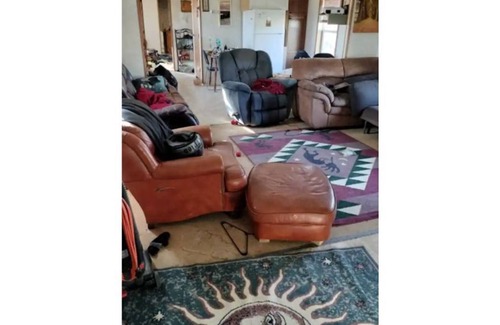 Bozeman House | Gallatin Getaway. On 1acre in great location.