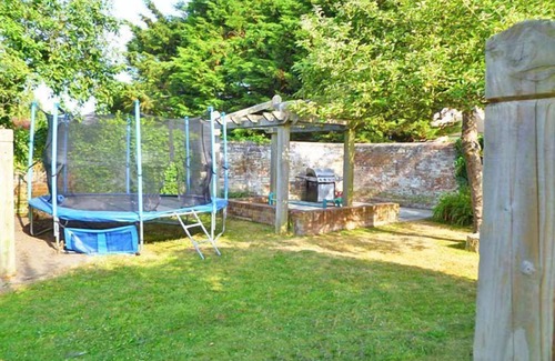 Gosport House | Gallery - a house that sleeps 18 guests in 5 bedrooms