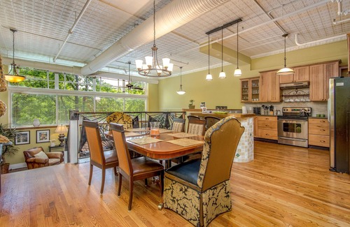 Downtown Asheville Condo | Gallery at 35 Patton