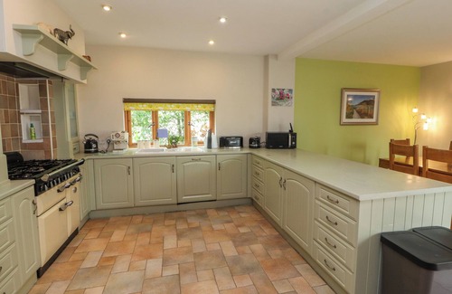 Thornthwaite Cottage | GALLERY CLOISTERS, pet friendly, character holiday cottage in Keswick