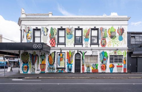South Yarra Apartment | Gallery on Barry