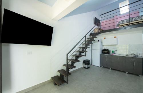 Eilat Apartment | Gallery Suite at Royal park Eilat-Amazing Pool