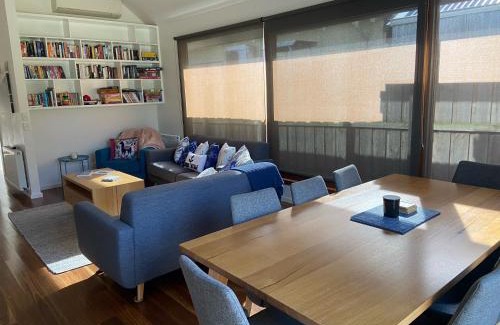 Queenscliff House | GALWAY COTTAGE