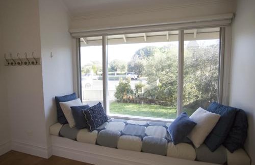 Queenscliff House | GALWAY COTTAGE