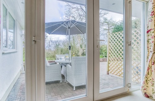 Marianglas Cottage | Gamdda Fawr - a hot tub that sleeps 8 guests in 4 bedrooms