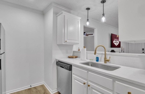 Starkville House | Game Day Stay — Comfort & Convenience by MSU