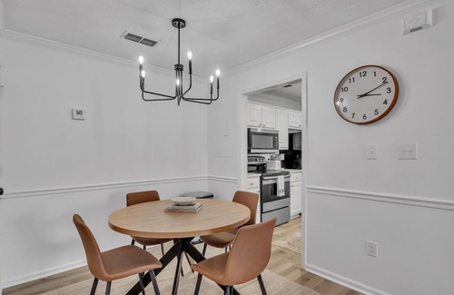 Starkville House | Game Day Stay — Comfort & Convenience by MSU