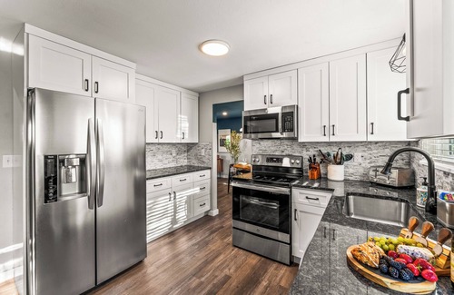 Arvada House | Game Room|HotTub|Movie Theater|7BD|Fam Friendly