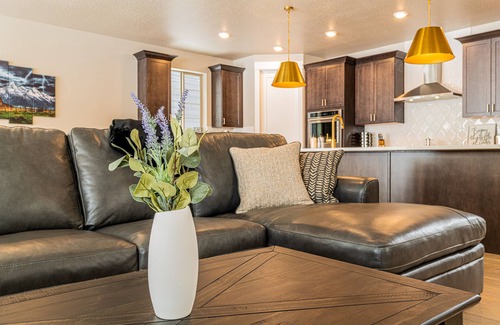 Park City House | Game Room, Pool Table, Year-Round Recreation! Park CIty Silver Creek 6805