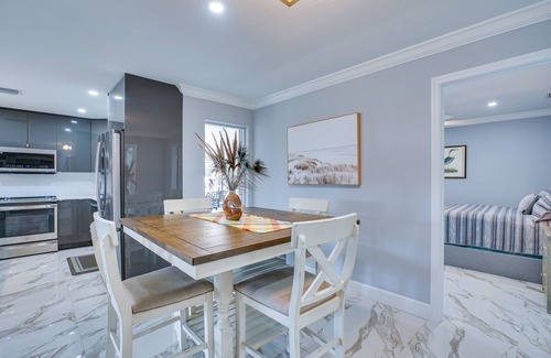 Saint James City House | Game Room + Screened Lanai: Pine Island Getaway!