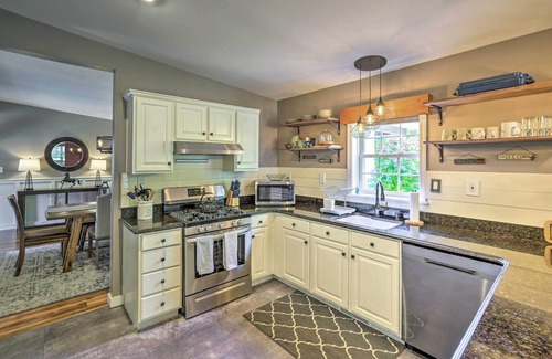 East Durham House | Game Room & Spacious Yard: 10-Acre Catskills Home!