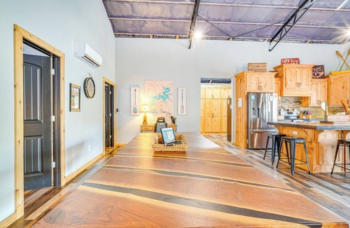 Garfield House | Games & Fire Pit: Waterfront Beaver Lake Home!