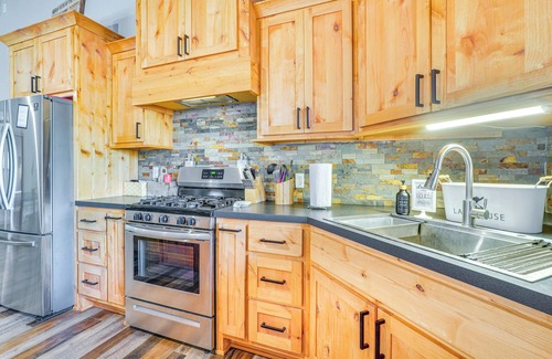 Garfield House | Games & Fire Pit: Waterfront Beaver Lake Home!