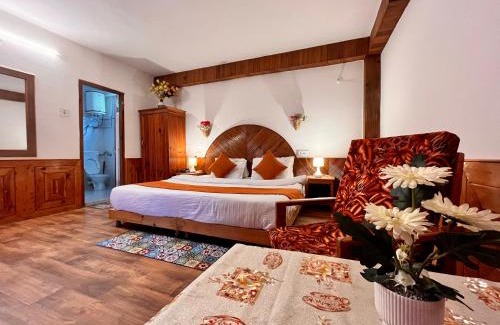 Sangrur Hotel | Ganga Lodge - Affordable Luxury Stay Near Mall Road Manali