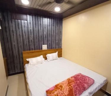 Ujjain House | Gangeshwar Mahadev Guest House