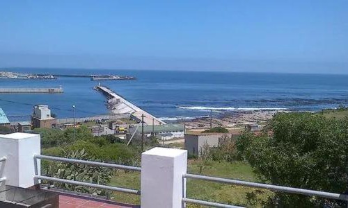 Gansbaai Cabin | Gansbaai Lodge & Backpackers
