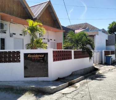 Padang Hotel | Gantari home 3