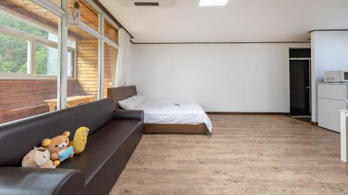 Seorak House | Gapyeong Areuno Pet Pension