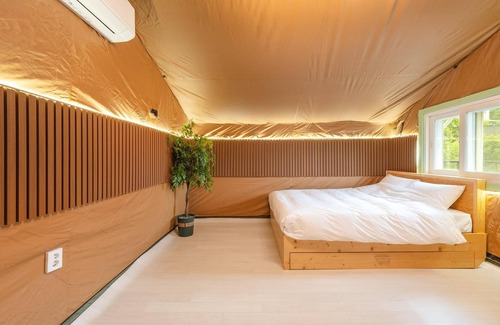 Gapyeong House | Gapyeong Dongban84 Glamping&pool Villa