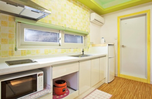 Buk House | Gapyeong Kumedaehwa Pension