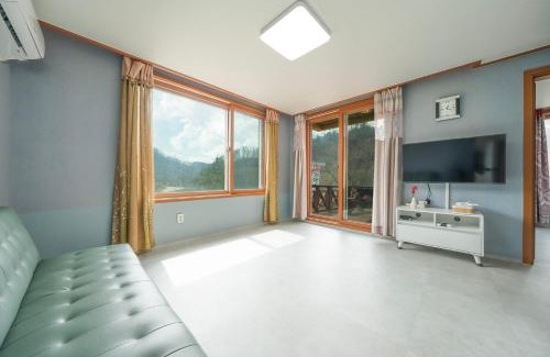 Buk House | Gapyeong Natural Nest Pension