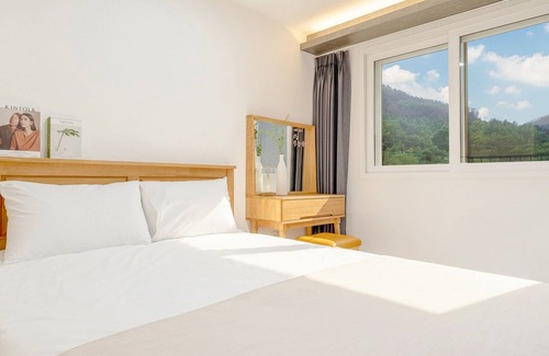 Gapyeong House | Gapyeong Orion Poolvilla Pension