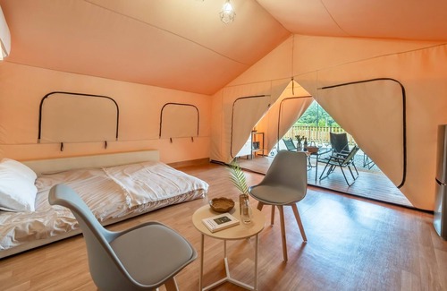 Gapyeong House | Gapyeong Sanmaeul Glamping