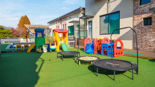 Gapyeong House | Gapyeong Ttonggangaji Kids Poolvilla