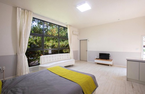 Buk House | Gapyeong Yeolhodang Pension