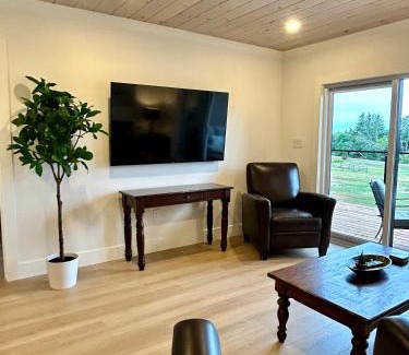 Miltonvale Park Apartment | Garagemahal on Glengyle