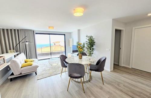 Canico Apartment | Garajau Palace Sea View II by Rentallido