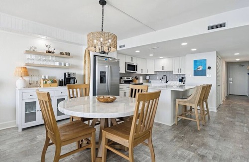 Garden City Condo | Garden City Beach Oceanfront Condo 902 | Rising Tides Properties Rental