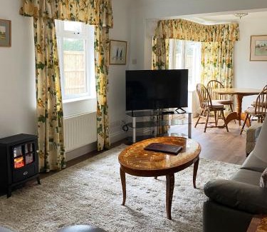 Great Yarmouth House | Garden Cottage