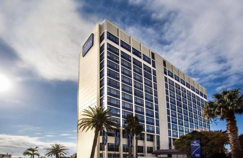 Humewood Hotel | Garden Court Kings Beach