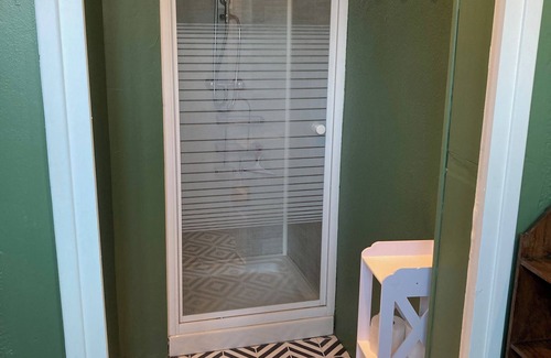 Gourdon Apartment | Garden flat in Historic centre of French hill town with off street parking