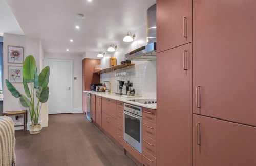 Belsize Apartment | Garden Getaway by Primrose Hill