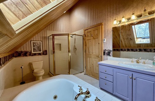 Garden Cabin | Garden Golf Lodge - Snowmobile trail nearby. Large heated garage.