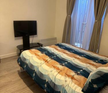 Enfield Highway Apartment | Garden Guest House