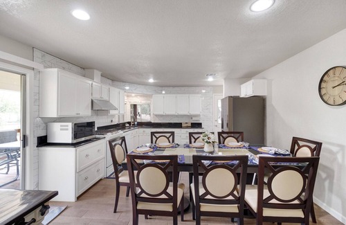 White Settlement House | Garden Guesthouse on Lake Worth