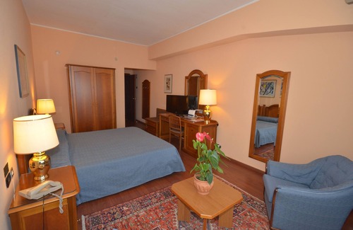 San Giovanni la Punta Hotel | Garden Hotel